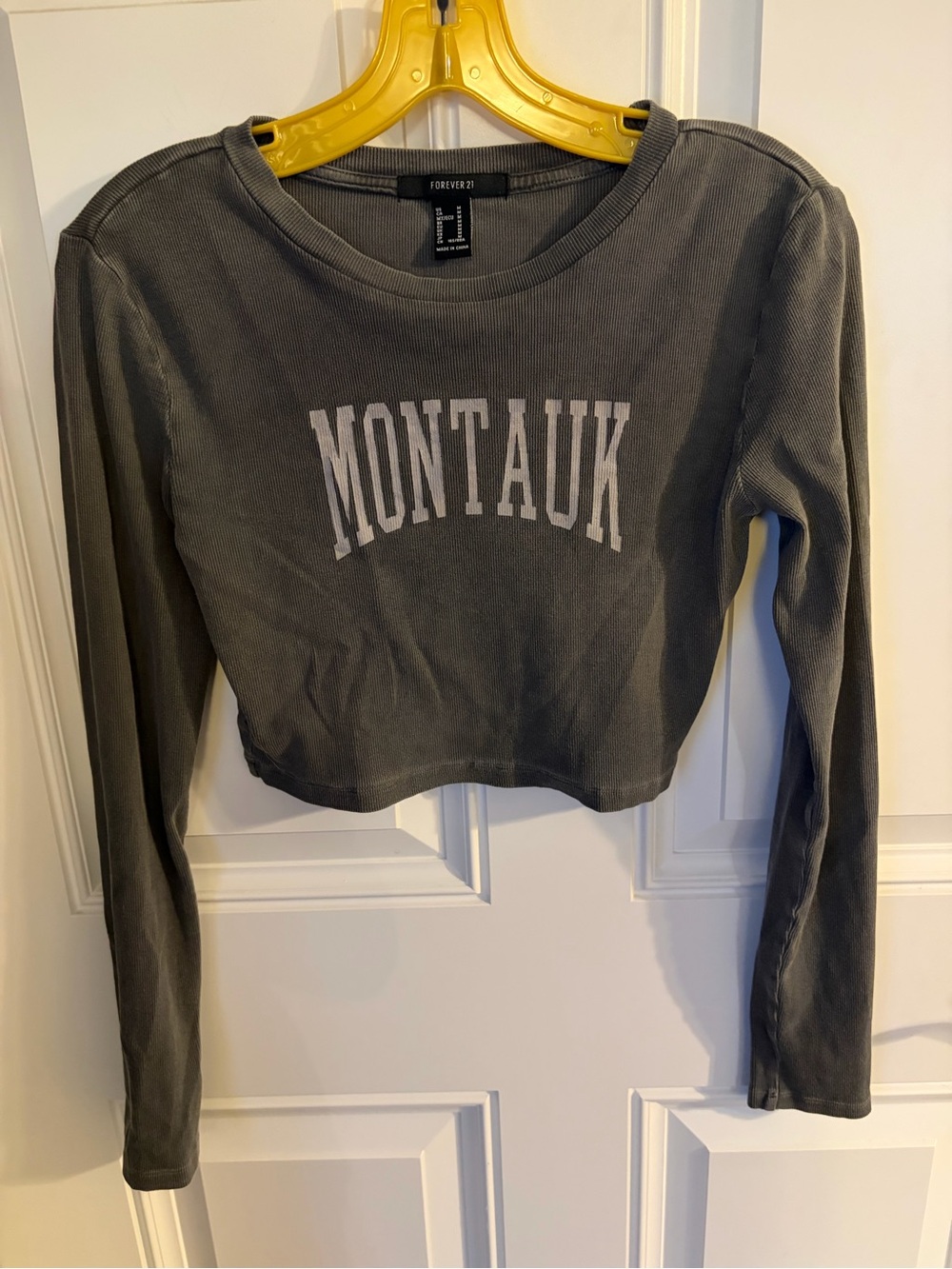 Forever 21 Gray Montauk Cropped Long-Sleeve Top